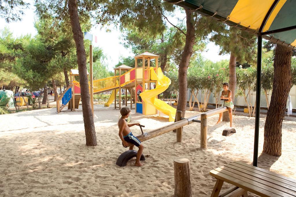 Campingplatz Happy Camp Mobile Homes In Village La Masseria 4*